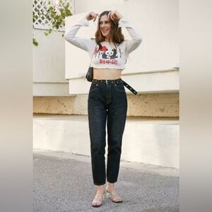 NWT Urban Outfitters BDG Marlow Belted High-Waisted Mom Jean